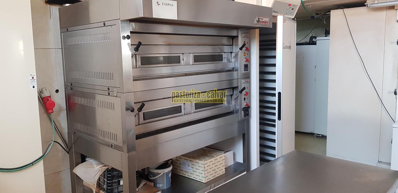 165346414800021393_16534636573 Local Comercial en Cangas