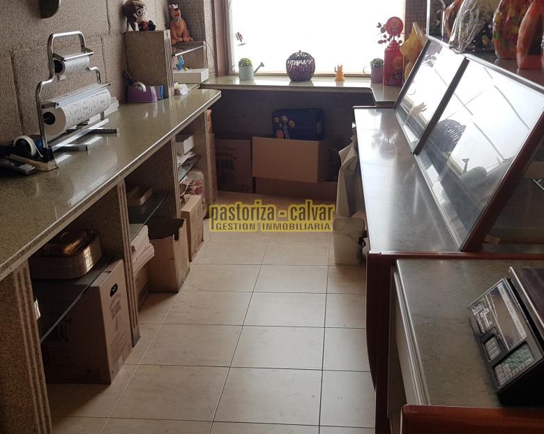 Local Comercial en Cangas