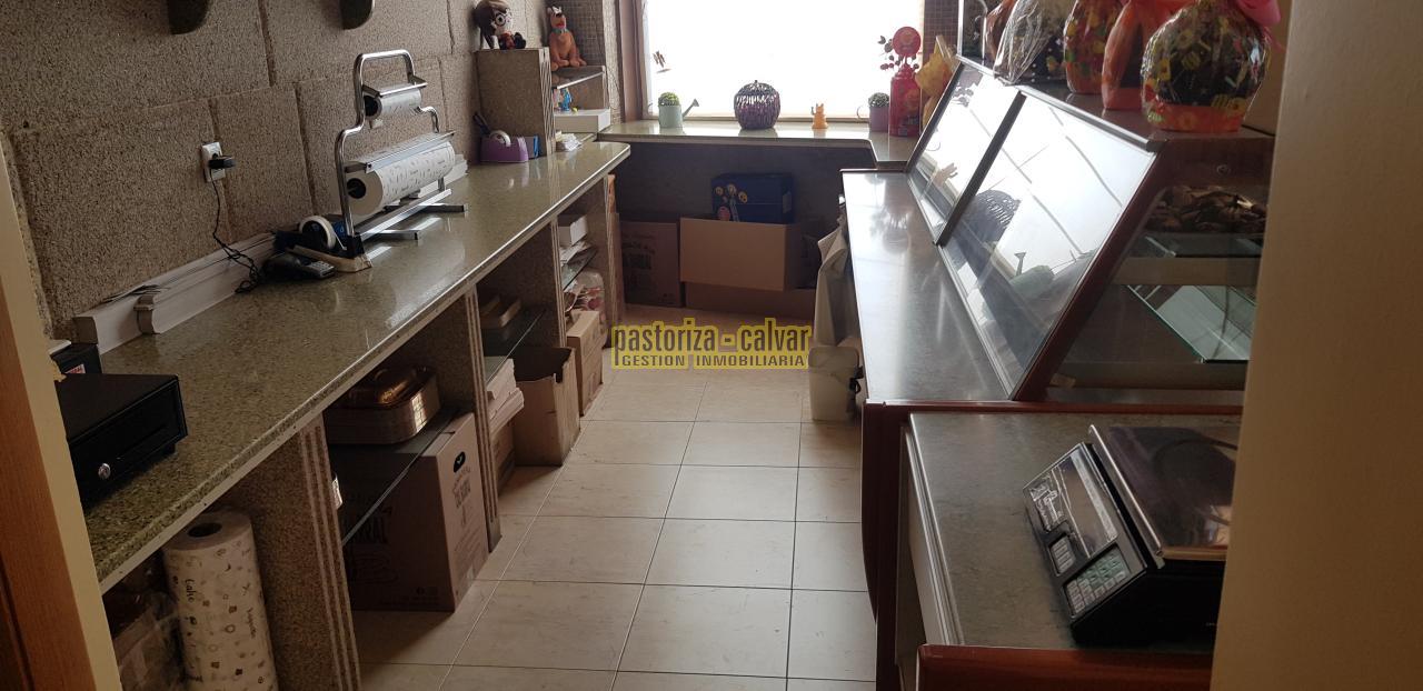 165346415000021393_16534636760 Local Comercial en Cangas