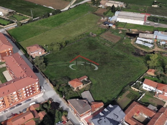 FINCA DE 7.600 M2 – 1.000 M2 URBANO.