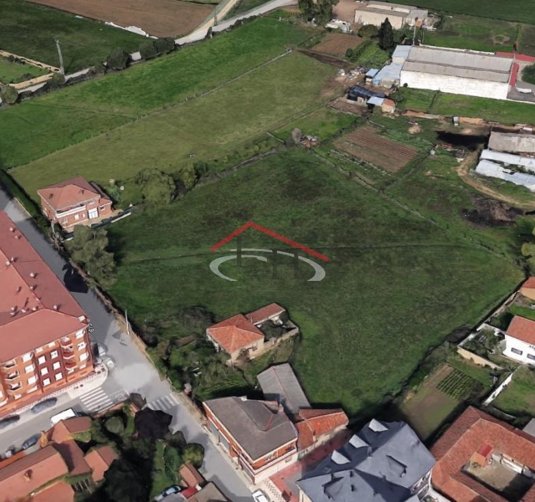 FINCA DE 7.600 M2 – 1.000 M2 URBANO.