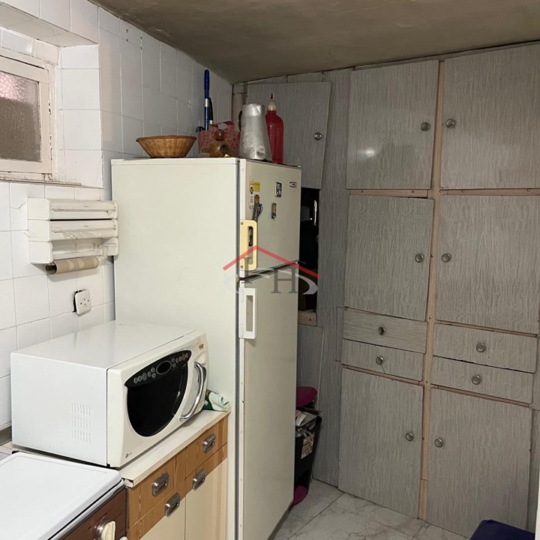 CASA EN CALLE LA RÚA CON MULTIPLES POSIBILIDADES