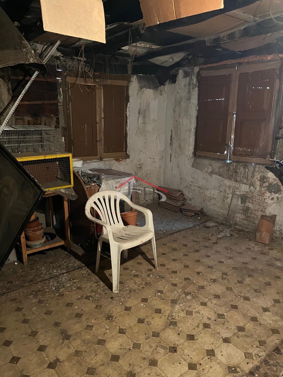 CASA EN CALLE LA RÚA CON MULTIPLES POSIBILIDADES