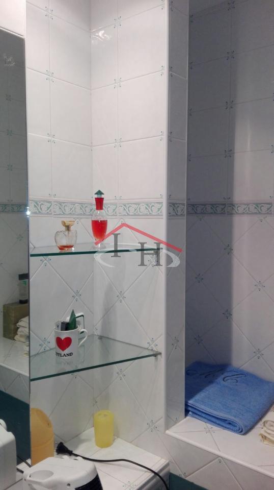 ESPECTACULAR CHALET INDIVIDUAL EN LAS LOMAS CON PISCINA