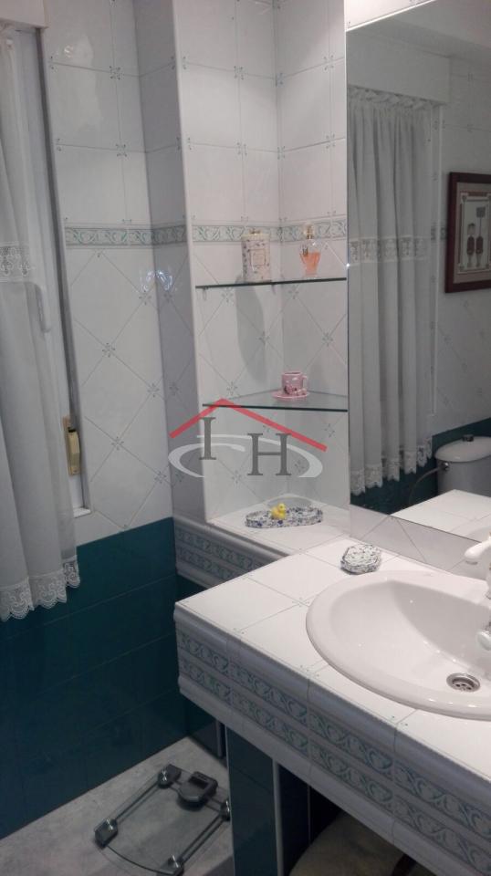 ESPECTACULAR CHALET INDIVIDUAL EN LAS LOMAS CON PISCINA
