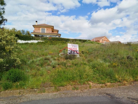 VENTA DE PARCELA URBANA EN LAS LOMAS