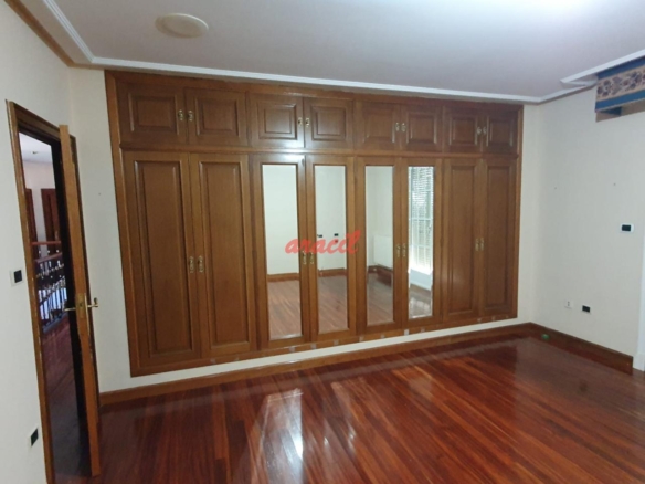 Chalet en Barbadás