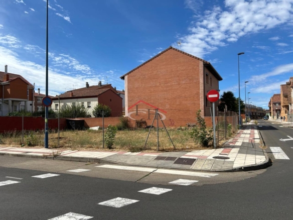 PARCELA URBANA 420M2 EN EL BARRIO LA SAL