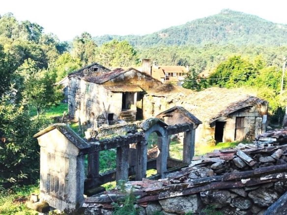 Casa rústica en vincios
