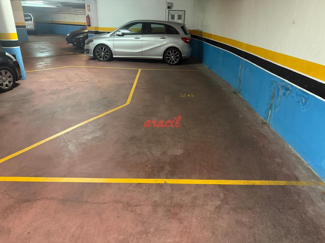 176333052823600005743_176332612399 Plaza para coche en Ourense
