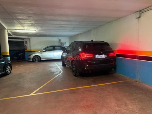 Plaza para coche en Ourense