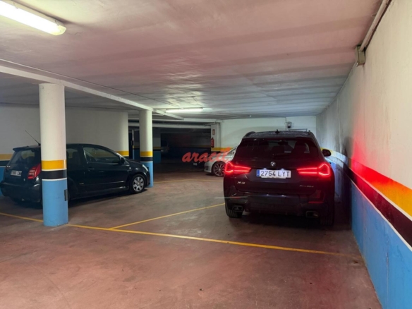 Plaza para coche en Ourense