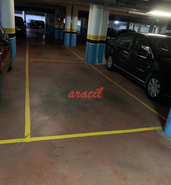 Plaza para coche en Ourense
