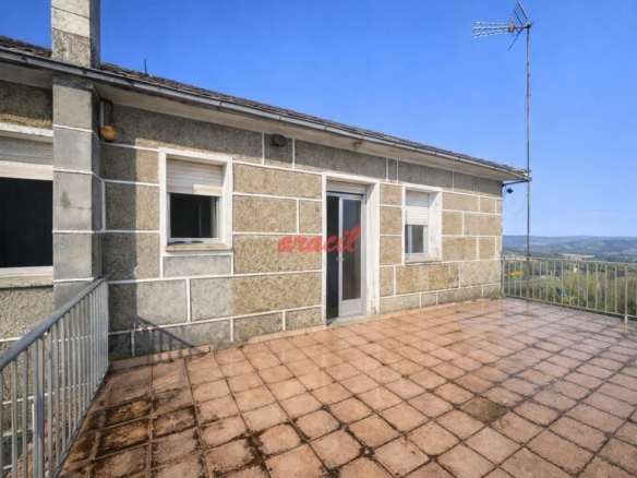 Casa en PEREIRO DE AGUIAR