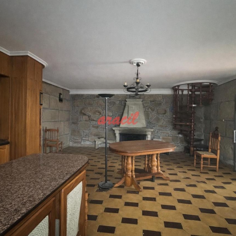 Casa en PEREIRO DE AGUIAR