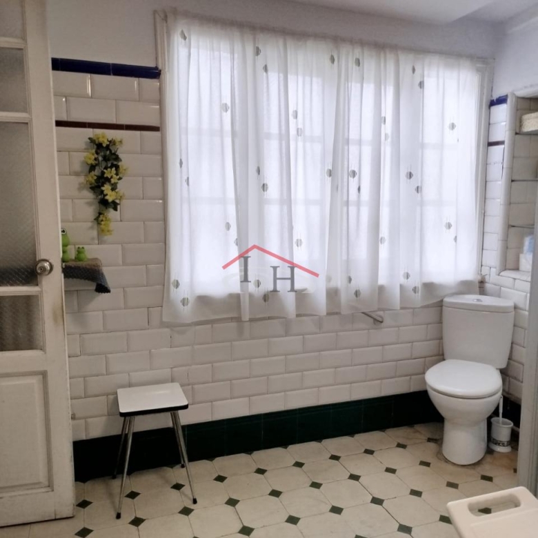 OPORTUNIDAD ÚNICA EN EL CASCO HISTÓRICO DE LEÓN CON PATIO