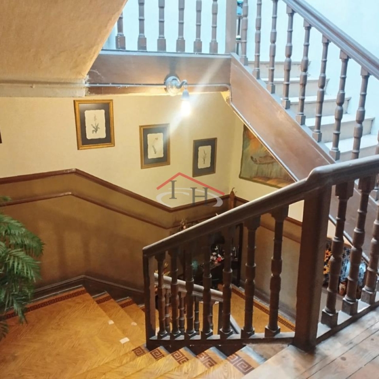 OPORTUNIDAD ÚNICA EN EL CASCO HISTÓRICO DE LEÓN CON PATIO