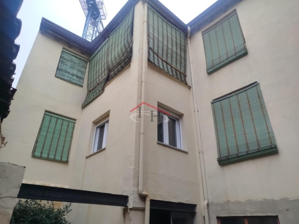 OPORTUNIDAD ÚNICA EN EL CASCO HISTÓRICO DE LEÓN CON PATIO