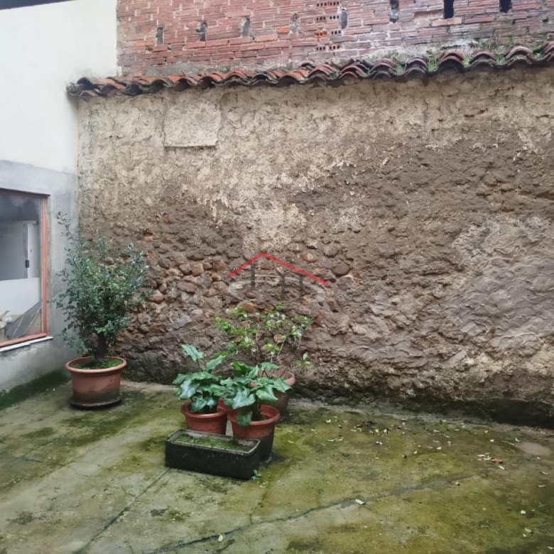 OPORTUNIDAD ÚNICA EN EL CASCO HISTÓRICO DE LEÓN CON PATIO