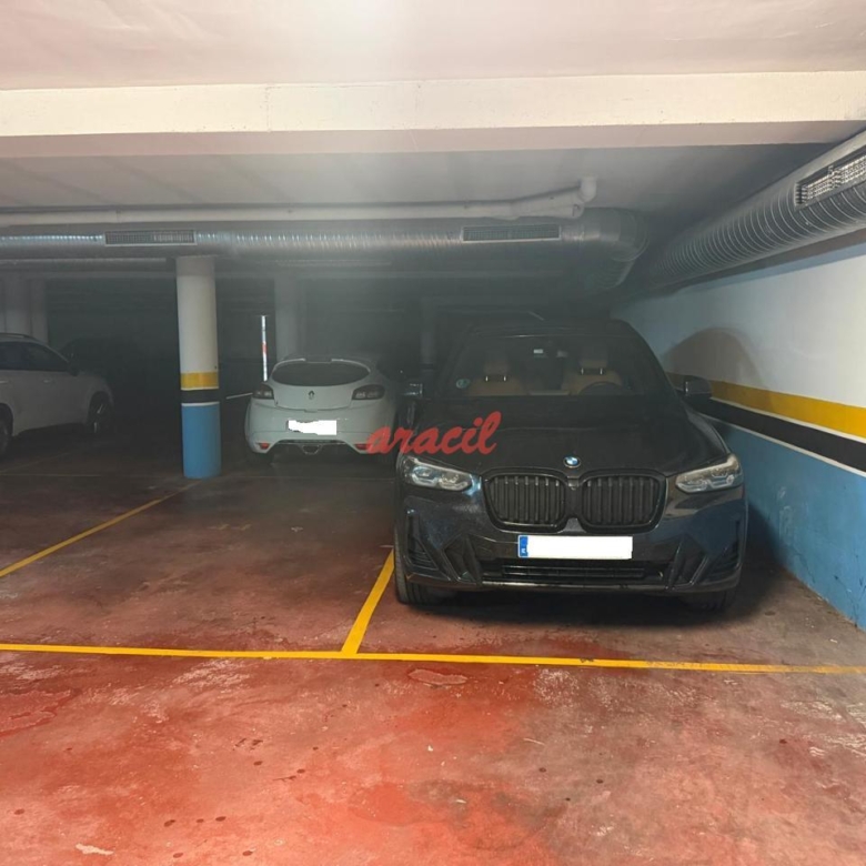 Plaza para coche en Ourense