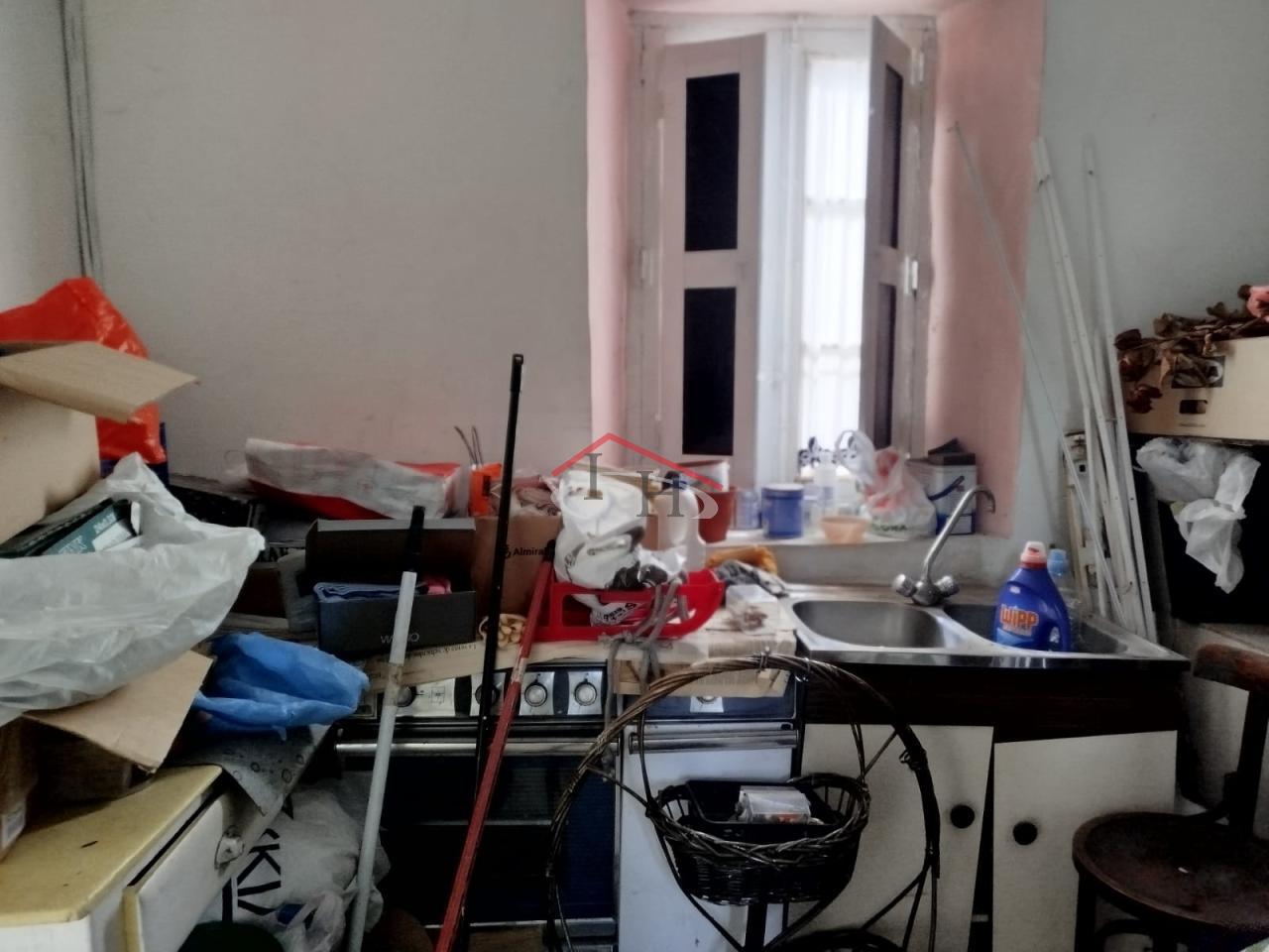 CASA PARA REFORMAR CON TERRENO EN CUADROS
