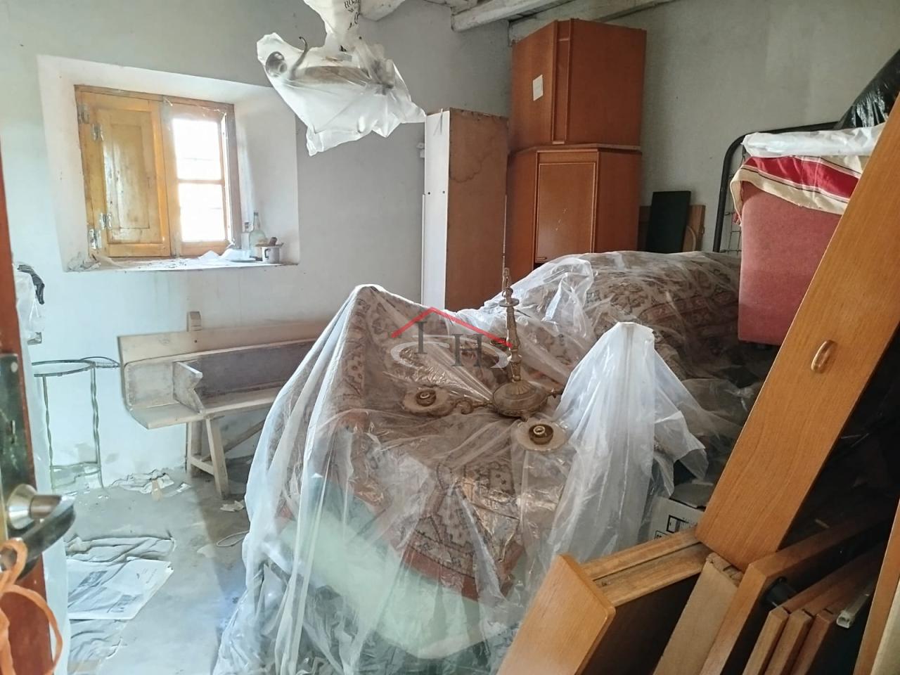 177798071716600044700_177757027776 CASA PARA REFORMAR CON UN PEQUEÑO TERRENO