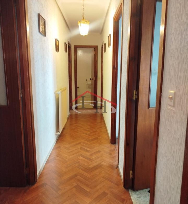 PISO EN ZONA TRANQUILA DEL CASCO HISTÓRICO CON LOCAL-GARAJE PRIVADO (17M2)