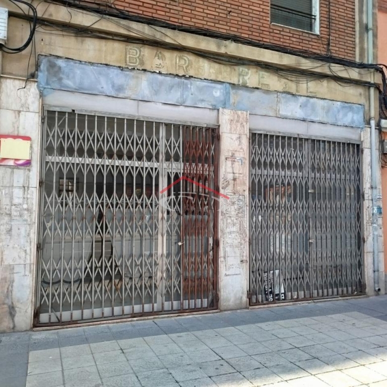LOCAL COMERCIAL EN FERNÁNDEZ LADREDA