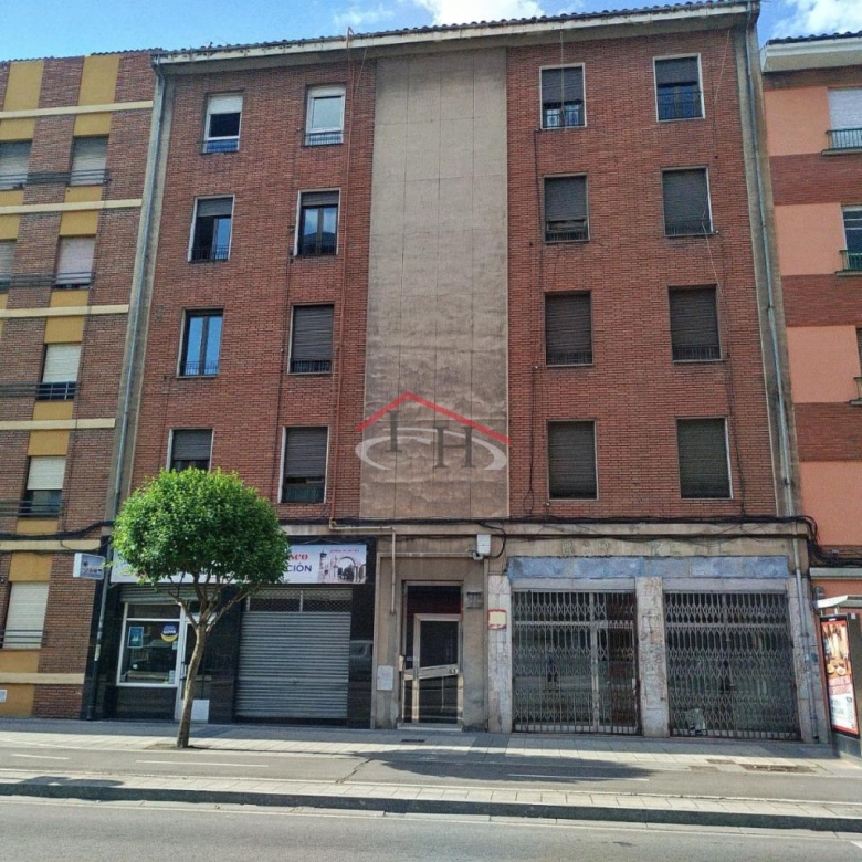 LOCAL COMERCIAL EN FERNÁNDEZ LADREDA