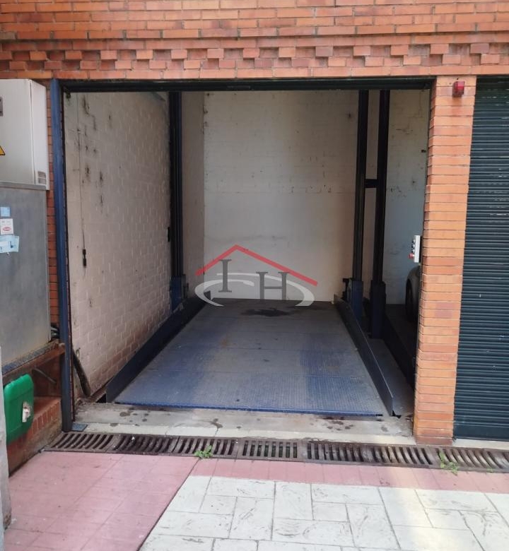 DÚPLEX CON GARAJE Y TRASTERO EN LA CALLE CERVANTES