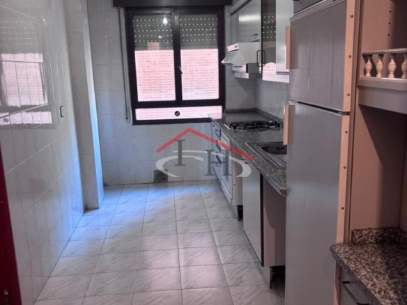 PISO PARA ACTUALIZAR CON GARAJE Y TRASTERO