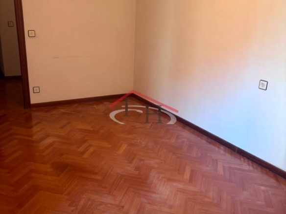 PISO PARA ACTUALIZAR CON GARAJE Y TRASTERO