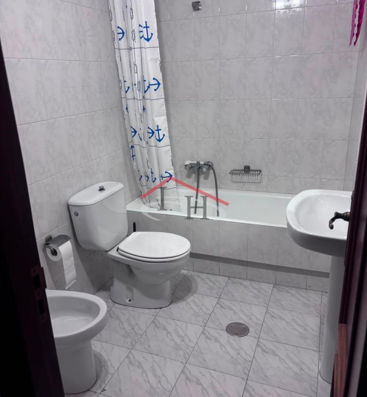 PISO PARA ACTUALIZAR CON GARAJE Y TRASTERO