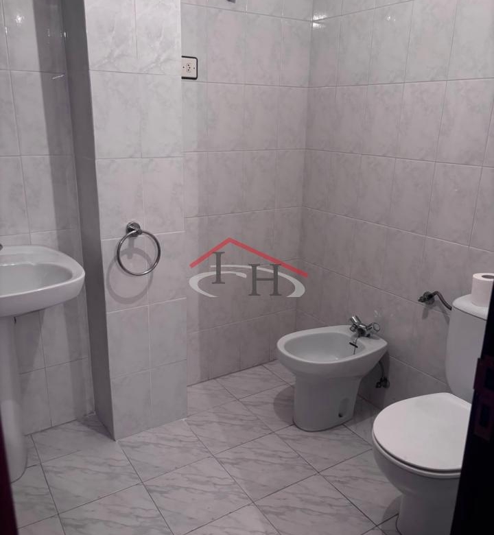 PISO PARA ACTUALIZAR CON GARAJE Y TRASTERO