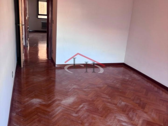 PISO PARA ACTUALIZAR CON GARAJE Y TRASTERO
