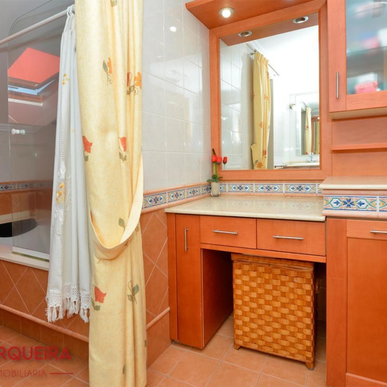 NEGOCIO HOSTELERO CON VIVIENDA – UNA OPORTUNIDAD DE INVERSIÓN CON FUTURO