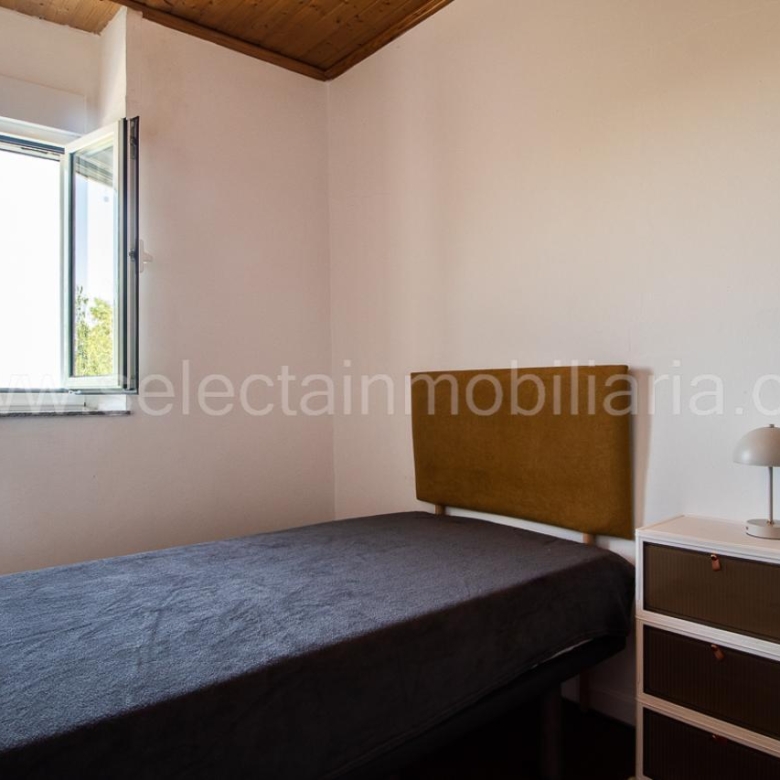 CASA TOTALMENTE REFORMADA