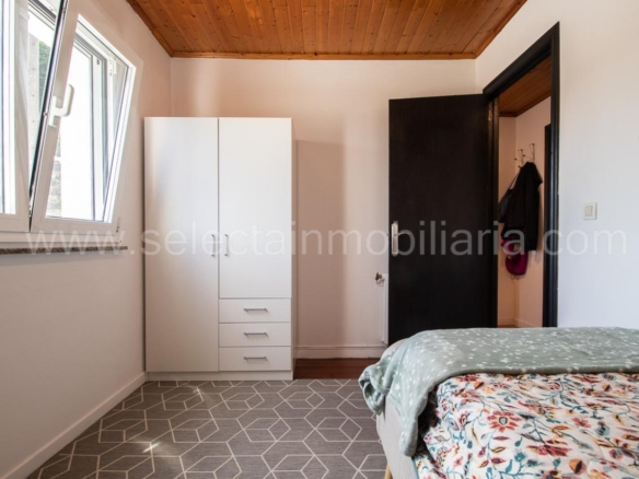 CASA TOTALMENTE REFORMADA