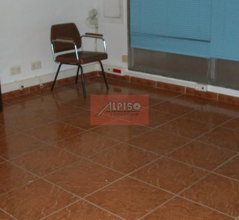 Alquiler local Couto