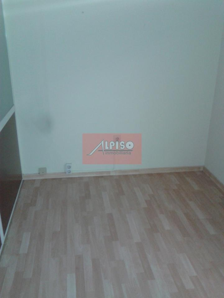 149754509500009890_14975448199 Oficina alquiler Centro