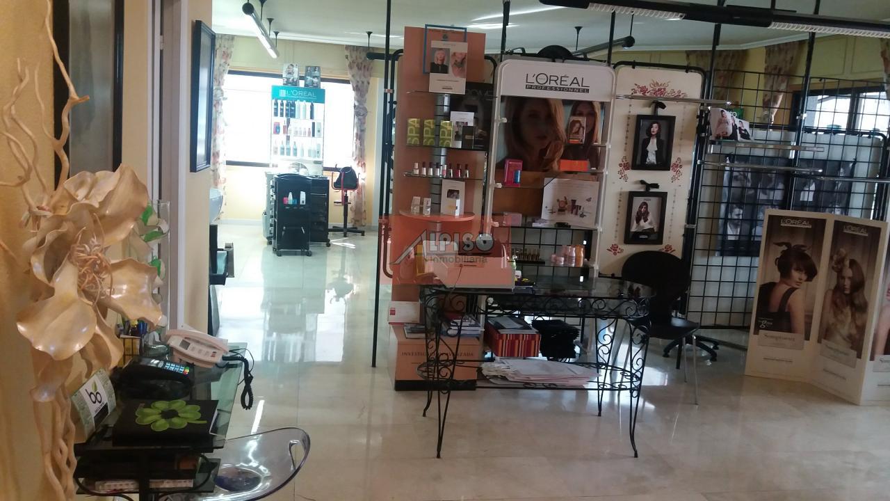 152907208100011944_15290600795 Alquiler peluquería centro