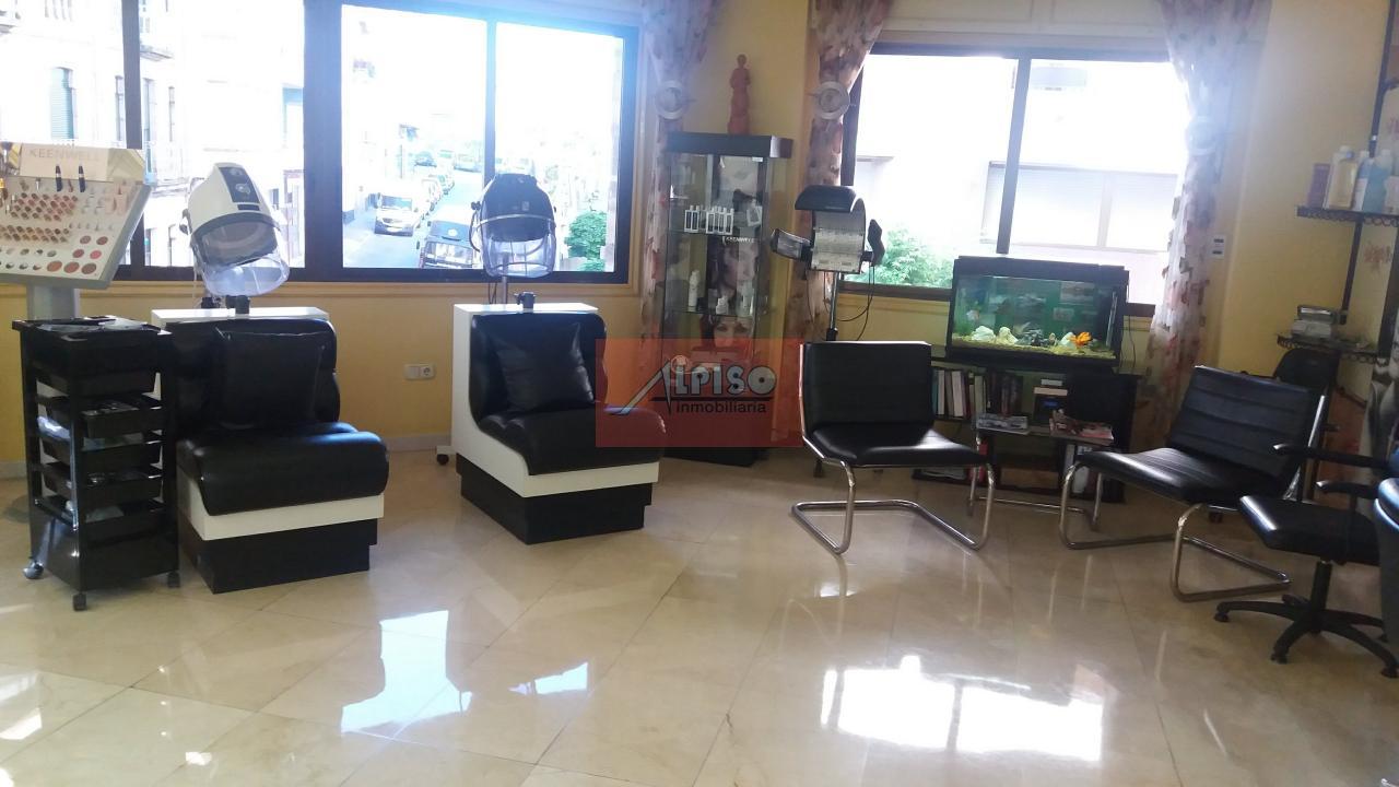 152907208200011944_15290600773 Alquiler peluquería centro