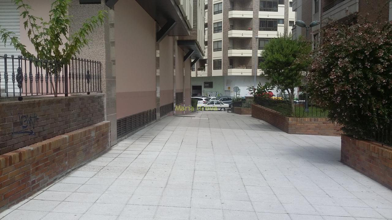 153331678300012224_15333142035 Local Comercial en Vigo