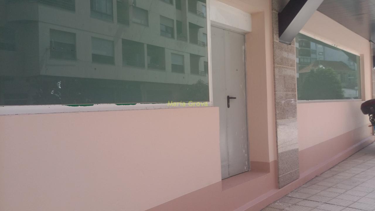153331678600012224_15333142197 Local Comercial en Vigo