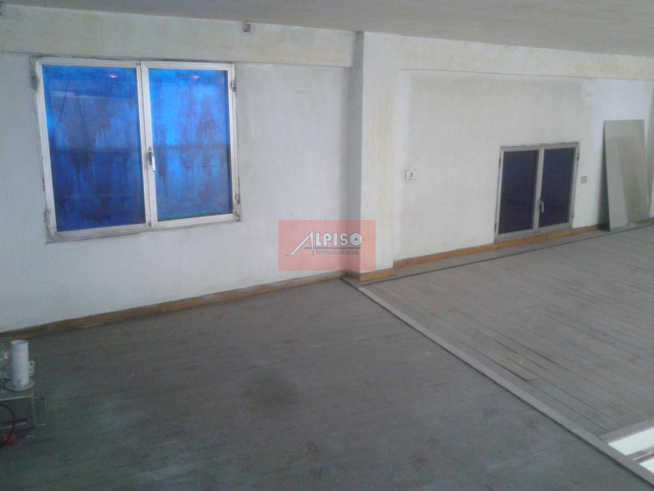 153685653400012261_15368494415 Venta bajo Couto