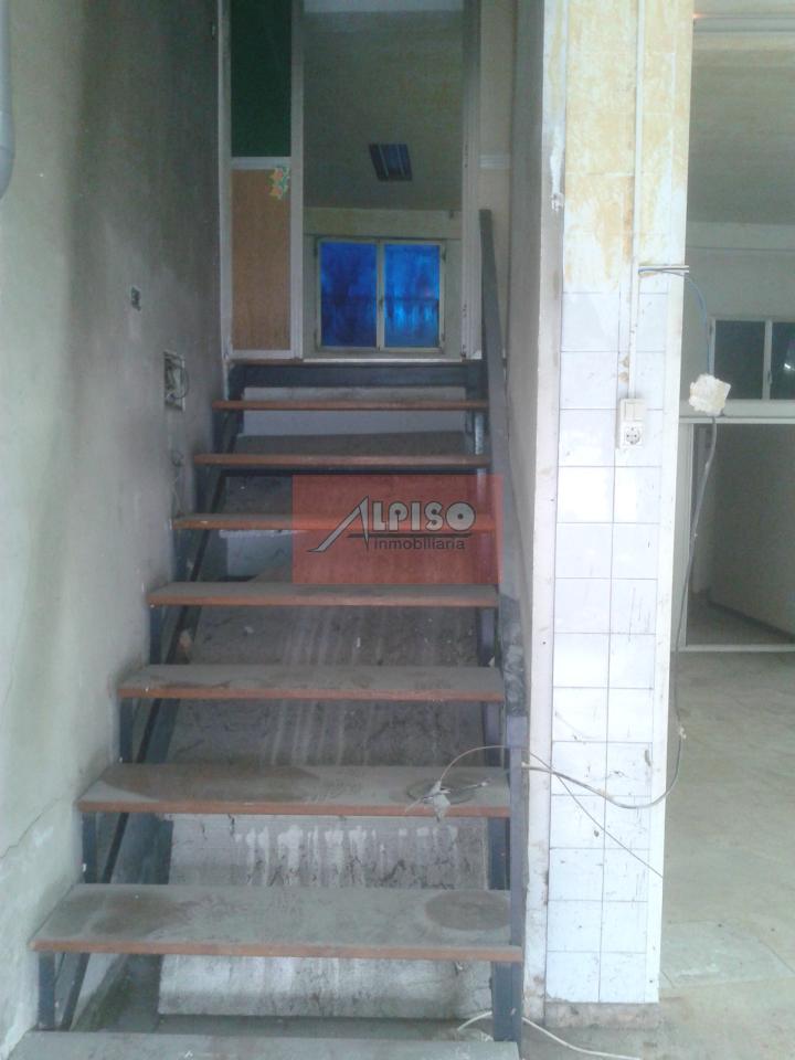 153685653800012261_15368494358 Venta bajo Couto