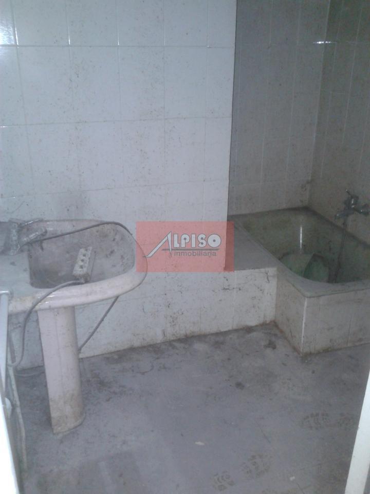 153685653900012261_15368494471 Venta bajo Couto