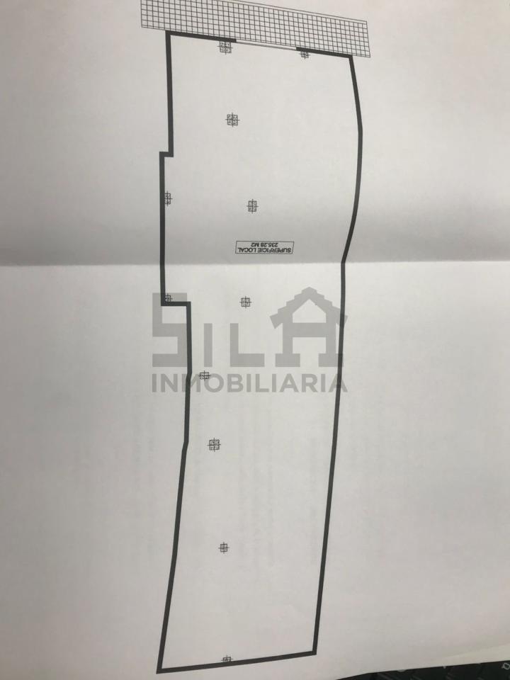 153875688100012735_15381353668 SE ALQUILA LOCAL EN EMILIA PARDO BAZÁN