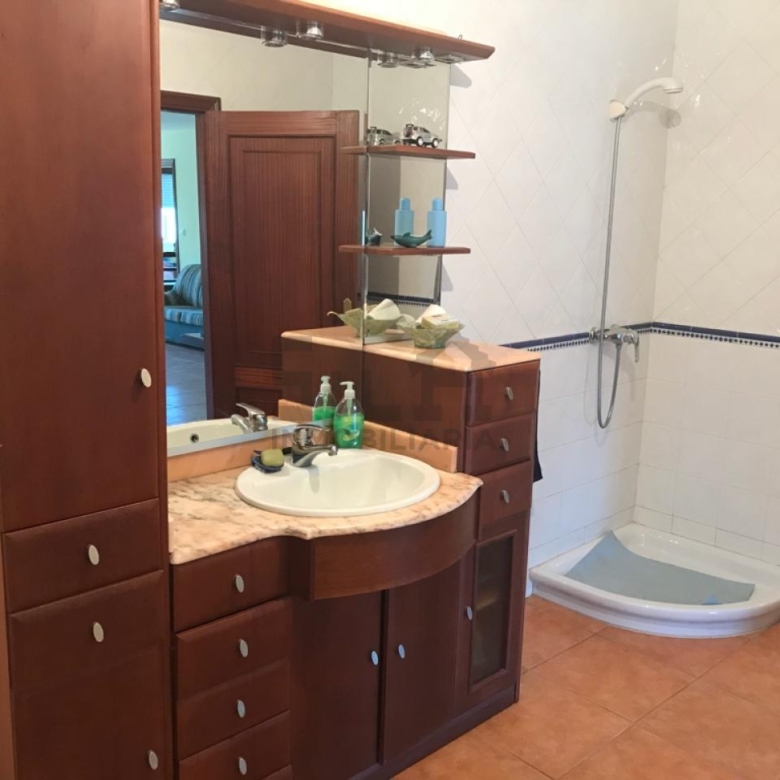 SE VENDE CASA EN CASTADÓN