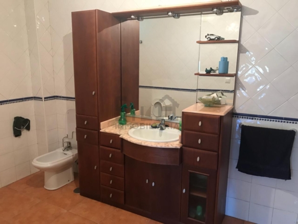 SE VENDE CASA EN CASTADÓN